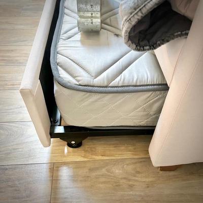Daybed with trundle, and pink/gray linen set