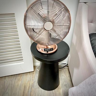 Rose gold table fan