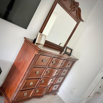 Stanley 12-drawer dresser and mirror