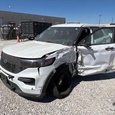#438 • 2022 Ford Explorer
