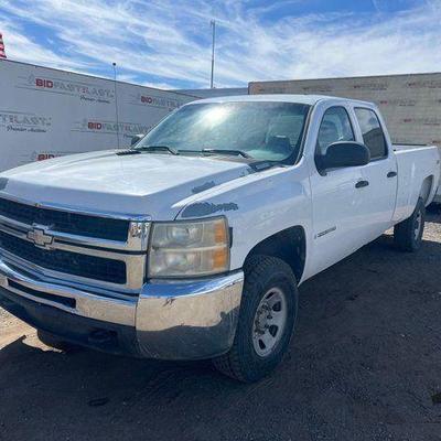 #300 • 2008 Chevrolet Silverado 4x4
