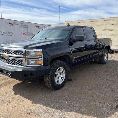 #302 • 2015 Chevrolet Silverado 4X4
