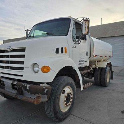 #175 • 1999 Sterling Water Truck
