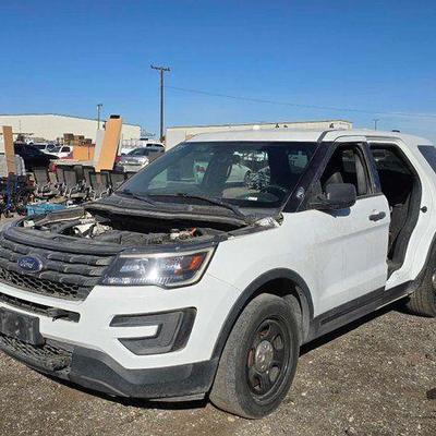 #482 • 2017 Ford Explorer
