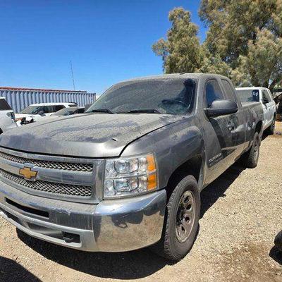#464 • 2013 Chevrolet Silverado 4x4
