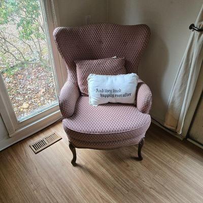 Wing back chair