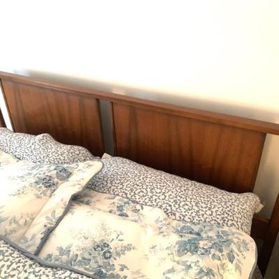 Mid century Broyhill headboard and nightstand