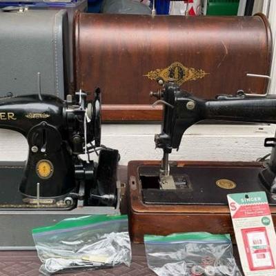 2 Vintage Singer Sewing Machines *
