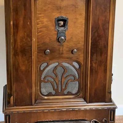 Antique Radio