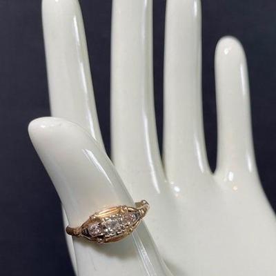 Antique 14K Yellow Gold * Diamonds Ladies Ring * Size 7.5
