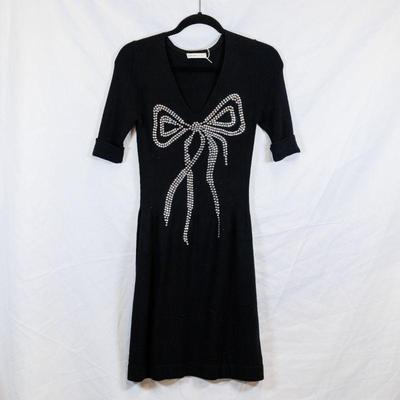 Please visit our showroom November 15-17th 10am-5pm to purchase this item.