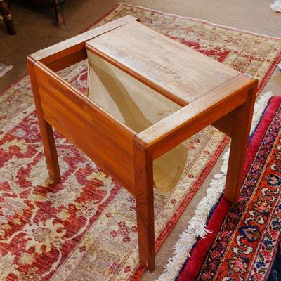 Please visit our showroom November 15-17th 10am-5pm to purchase this item.