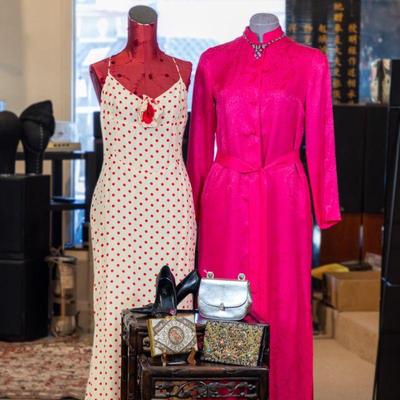Please visit our showroom November 15-17th 10am-5pm to purchase this item.