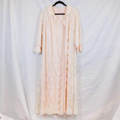 Please visit our showroom November 15-17th 10am-5pm to purchase this item.