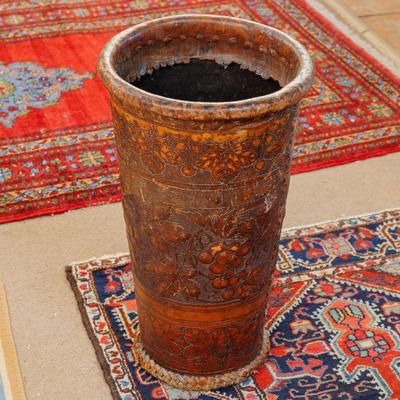Please visit our showroom November 15-17th 10am-5pm to purchase this item.