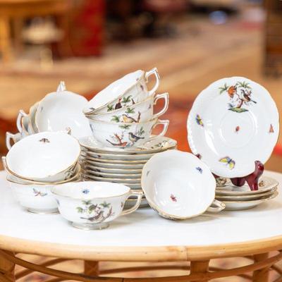 Please visit our showroom November 15-17th 10am-5pm to purchase this item.