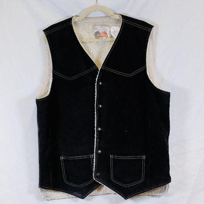 Please visit our showroom November 15-17th 10am-5pm to purchase this item.