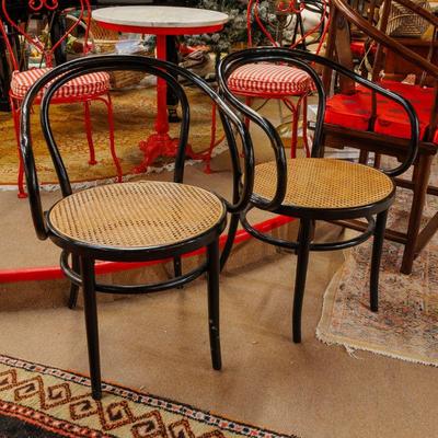 Please visit our showroom November 15-17th 10am-5pm to purchase this item.