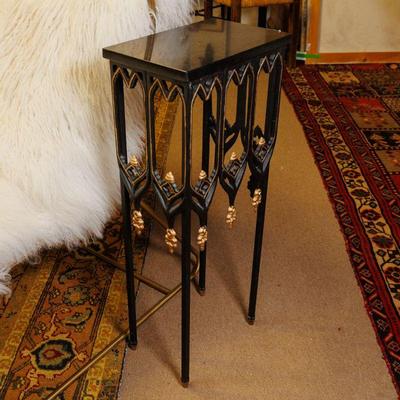 Please visit our showroom November 15-17th 10am-5pm to purchase this item.