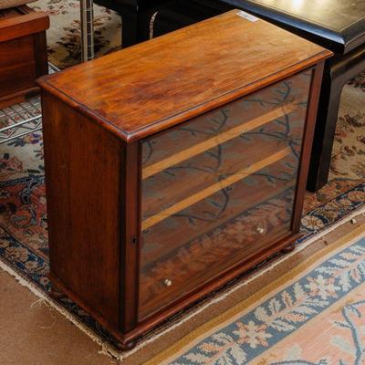 Please visit our showroom November 15-17th 10am-5pm to purchase this item.