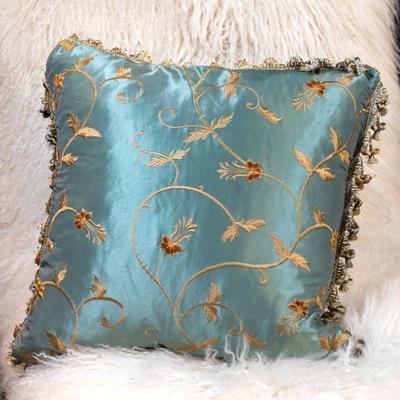Please visit our showroom November 15-17th 10am-5pm to purchase this item.