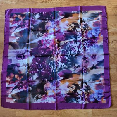 Stunning Guy St Honore Seda Silk Scarf Italy