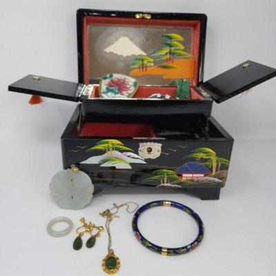 14K Jade Pendant & More Jewelry in Asian Themed Laquer Box