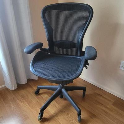 Herman Miller Aeron Office Chair - Size B