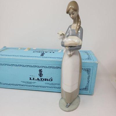 Lladro Porcelain Girl Holding Baby Lamb With Original Box