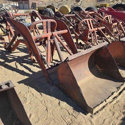 #2014 • Front Bucket Loader Tractor Attachment
