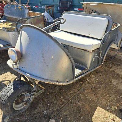 #112 • Electric Marketeer Mfg. Co 3 Wheeler Cart
