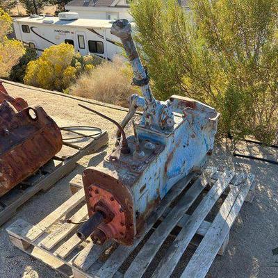 #4004 • Transmission And Steering Column
