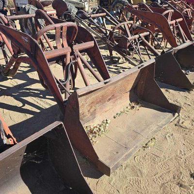 #2010 • Front Bucket Loader Tractor Attachment

