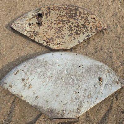 #2700 • (2) Ford N Series Tractor Fenders
