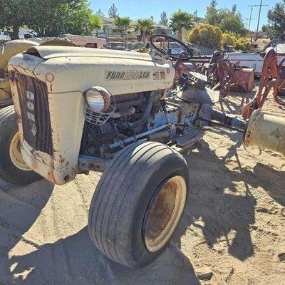#208 • Early Model Ford 2000LCG
