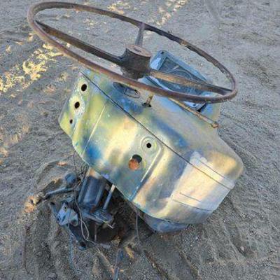 #4224 • Ford 3000 Steering Column/Fuel Tank
