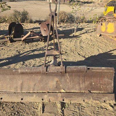 #2564 • 3pt Grader Blade Tractor Implement
