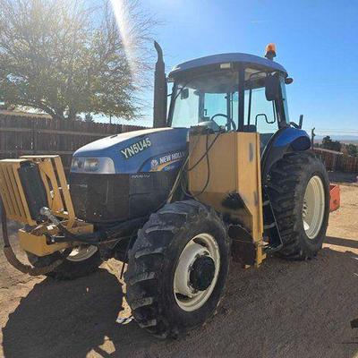 #105 • 2013 New Holland TS6.125
