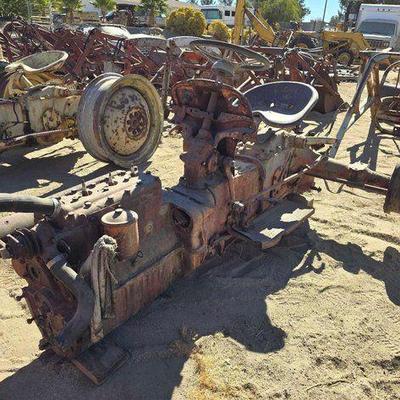 #216 • Early Model Tractor
