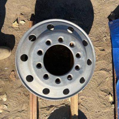#2572 • Wheel
