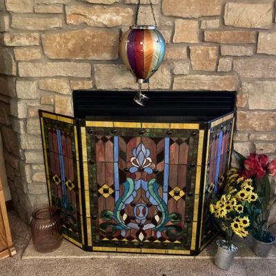 Stained glass fireplace screen