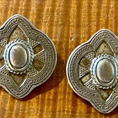 Vintage Pair Of Ben Amun Silver Tone Clip On Earrings 