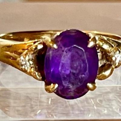 14K Gold & Amethyst Faceted Stone Ring With 2 Small Diamonds - Size 6.5 - Total Weight 3.84 Grams 