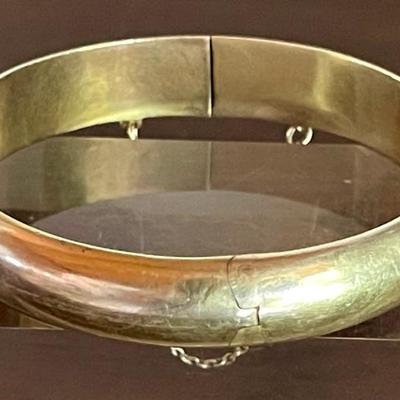 Vintage Sterling Silver Hinged Bangled Bracelet With Security Chain - Total Weight 17.5 Grams
