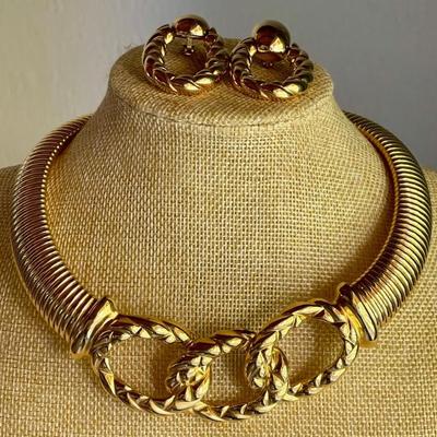 Vintage Gold Tone Couture Style Gas Pipe Necklace With Matching Earrings 