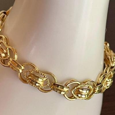 14K Gold  7  Inch Bracelet Signed A E  - Total Weight - 14.13 Grams 