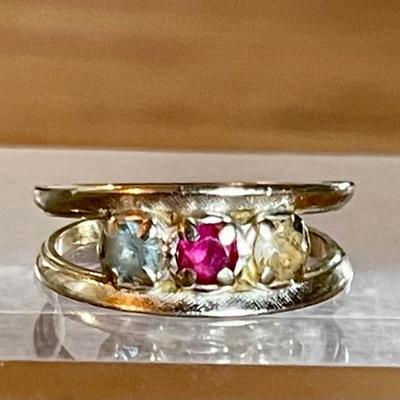 Gleamlight 14K White Gold And Assorted Stone Ring - Topaz - Citrine & Spinel - Size 6 - Weight 3.16 Grams 
