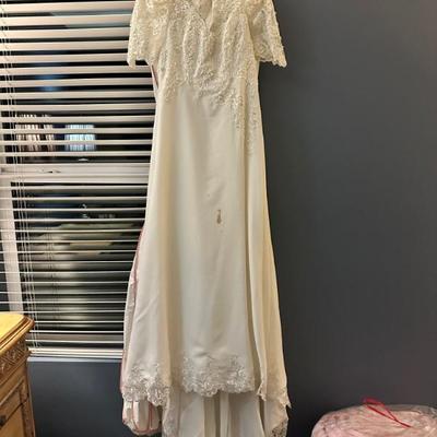 Wedding dress