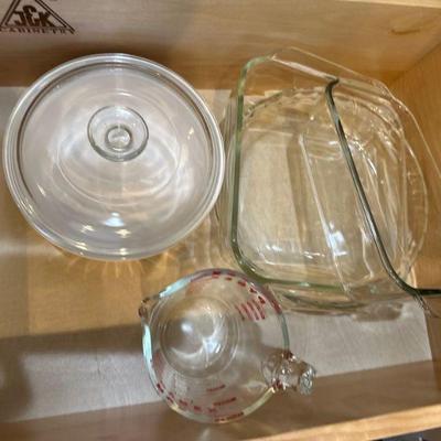 Serving dishes