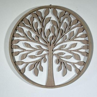 WOOD TREE CARVING | Round wood carving of a tree - dia. 20 in

